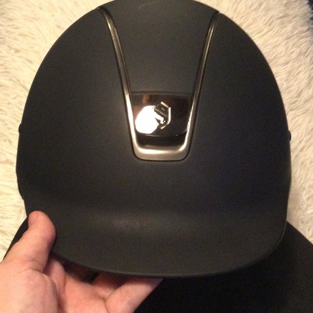 SamShield almost new riding helmet sz 58 or 7 1/4